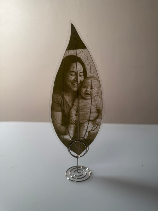 Personalised Laser Engraved Leaf Photo with Metal Stand – Custom Memory Keepsake Gift