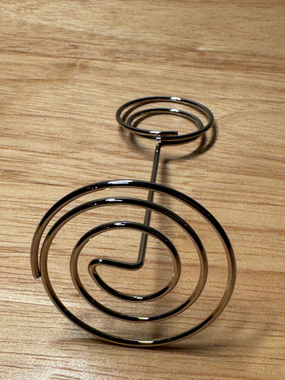 Tall Circle-Shaped Leaf Holder