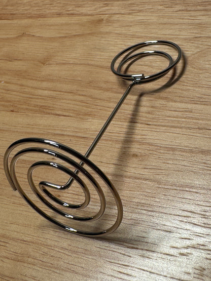 Tall Circle-Shaped Leaf Holder