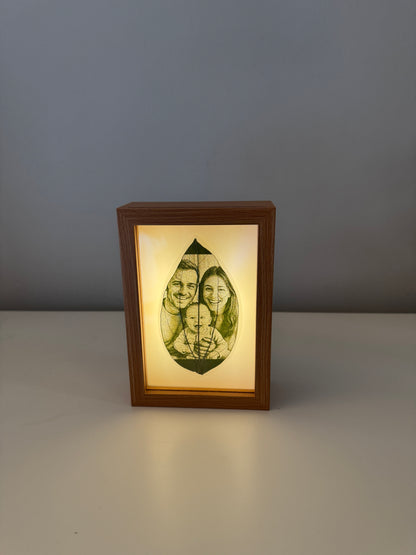 6.5 Inch Light-Up Display Frame & 1 Laser Engraved & Laminated Leaf