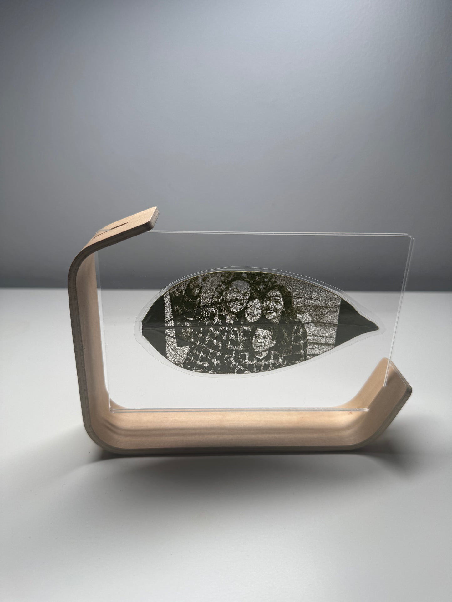 Small Wooden Framed Laser Engraved Leaf (6x4)