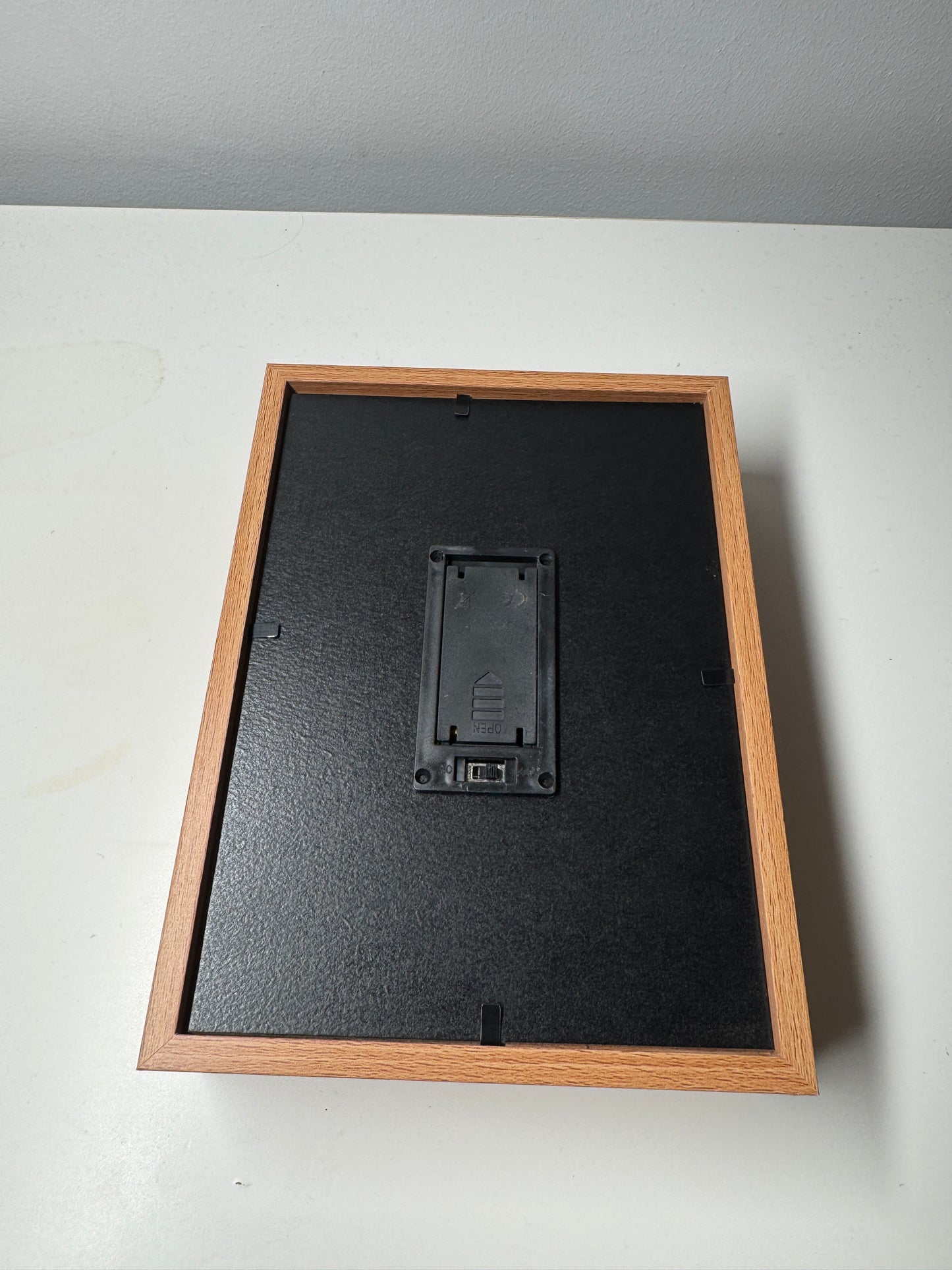 8-inch Light Up Box Frame